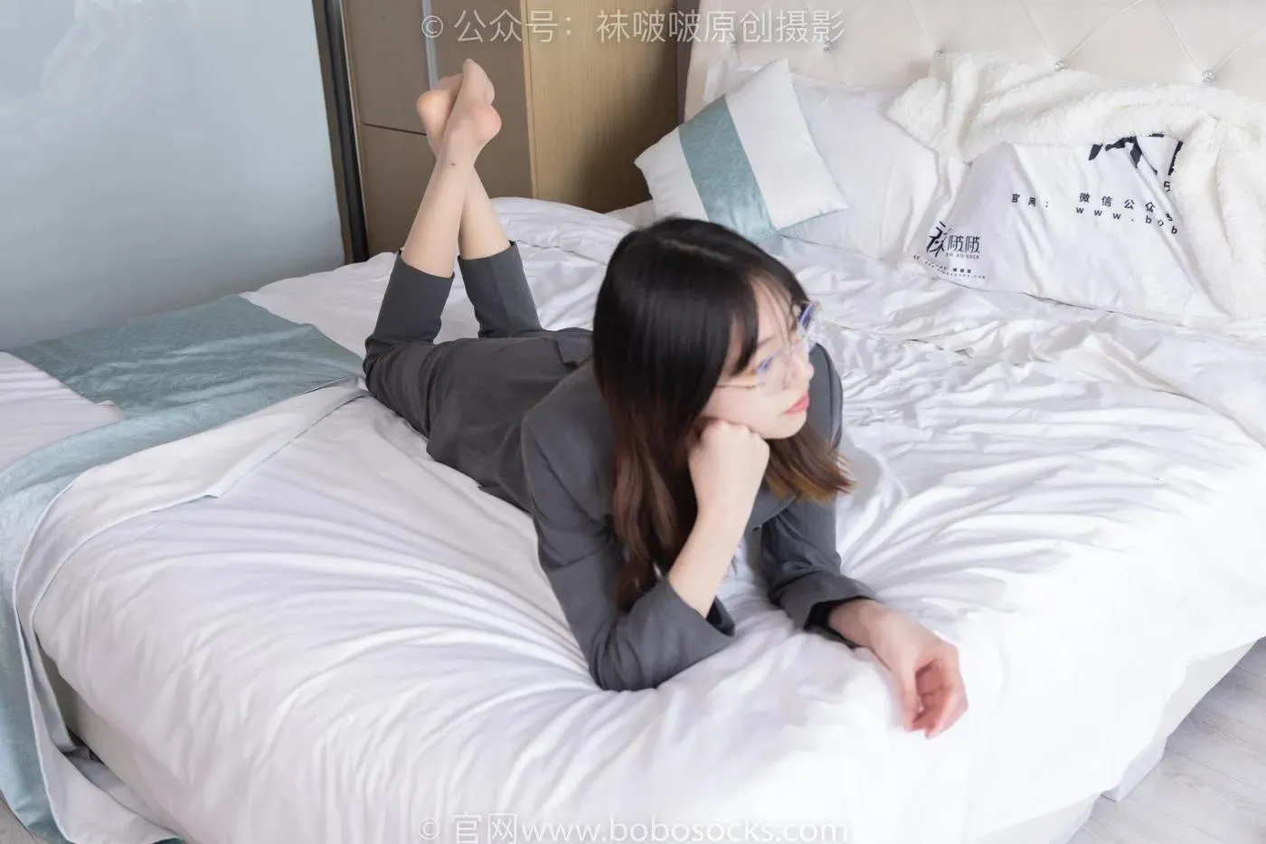 [BoBoSocks袜啵啵]NO.172 小甜豆-高跟鞋、肉丝、ol风 [139P]插图4
